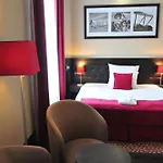Red Baron & Restaurant 4* Swidnica (Lower Silesia)