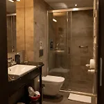 Hotel Red Baron & Restaurant