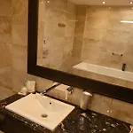 Red Baron & Restaurant Hotel 4*