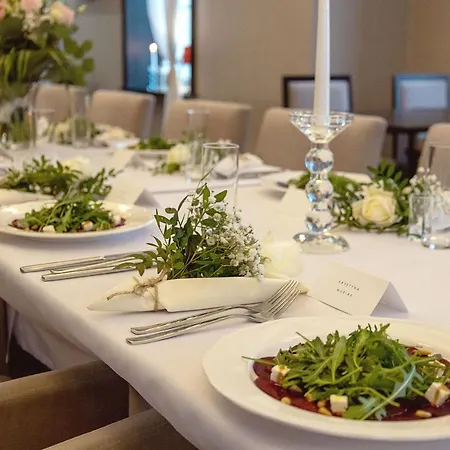 Red Baron Hotel&restaurant 4* Świdnica