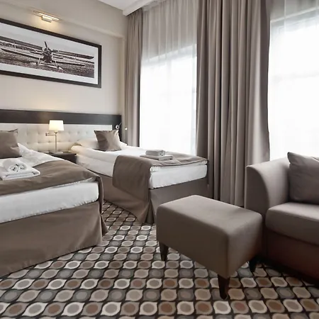 Hotel Red Baron Hotel&restaurant 4*