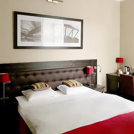 Red Baron & Restaurant Hotel 4*