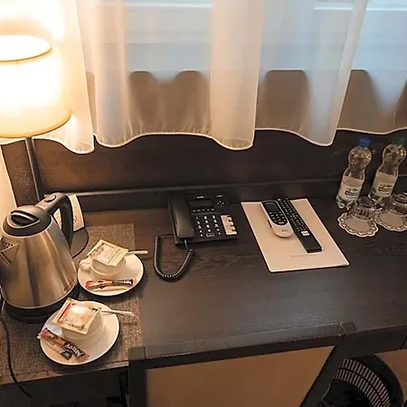 Hotel Red Baron & Restaurant 4*