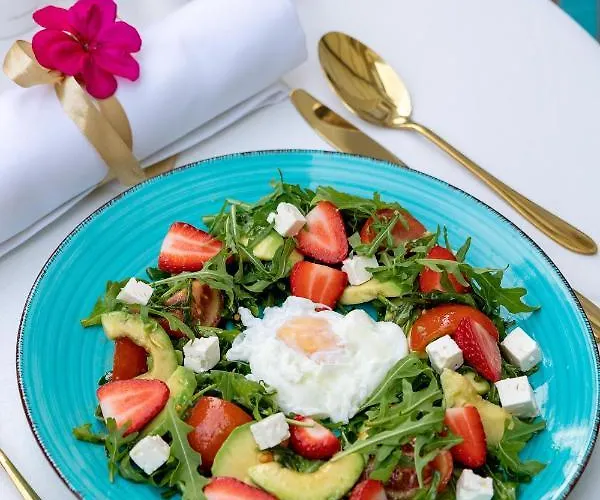 Hotel Red Baron & Restaurant 4*