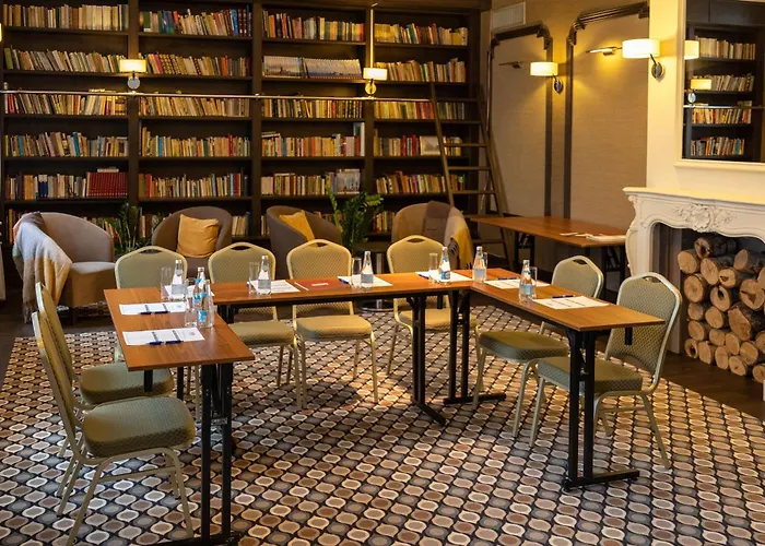 Red Baron & Restaurant