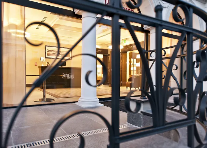 Hotel Red Baron & Restaurant 4*