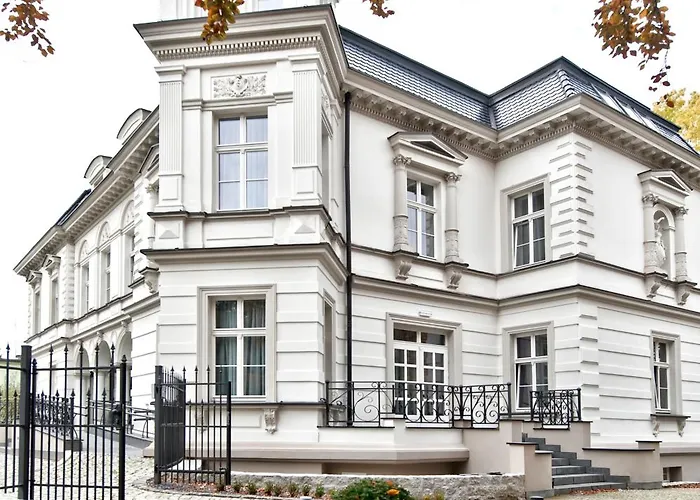 Hotel Red Baron & Restaurant Świdnica