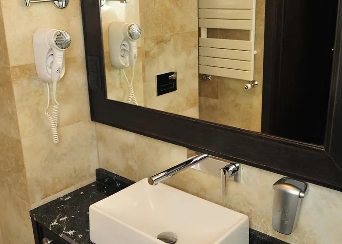 Red Baron & Restaurant Hotel Świdnica